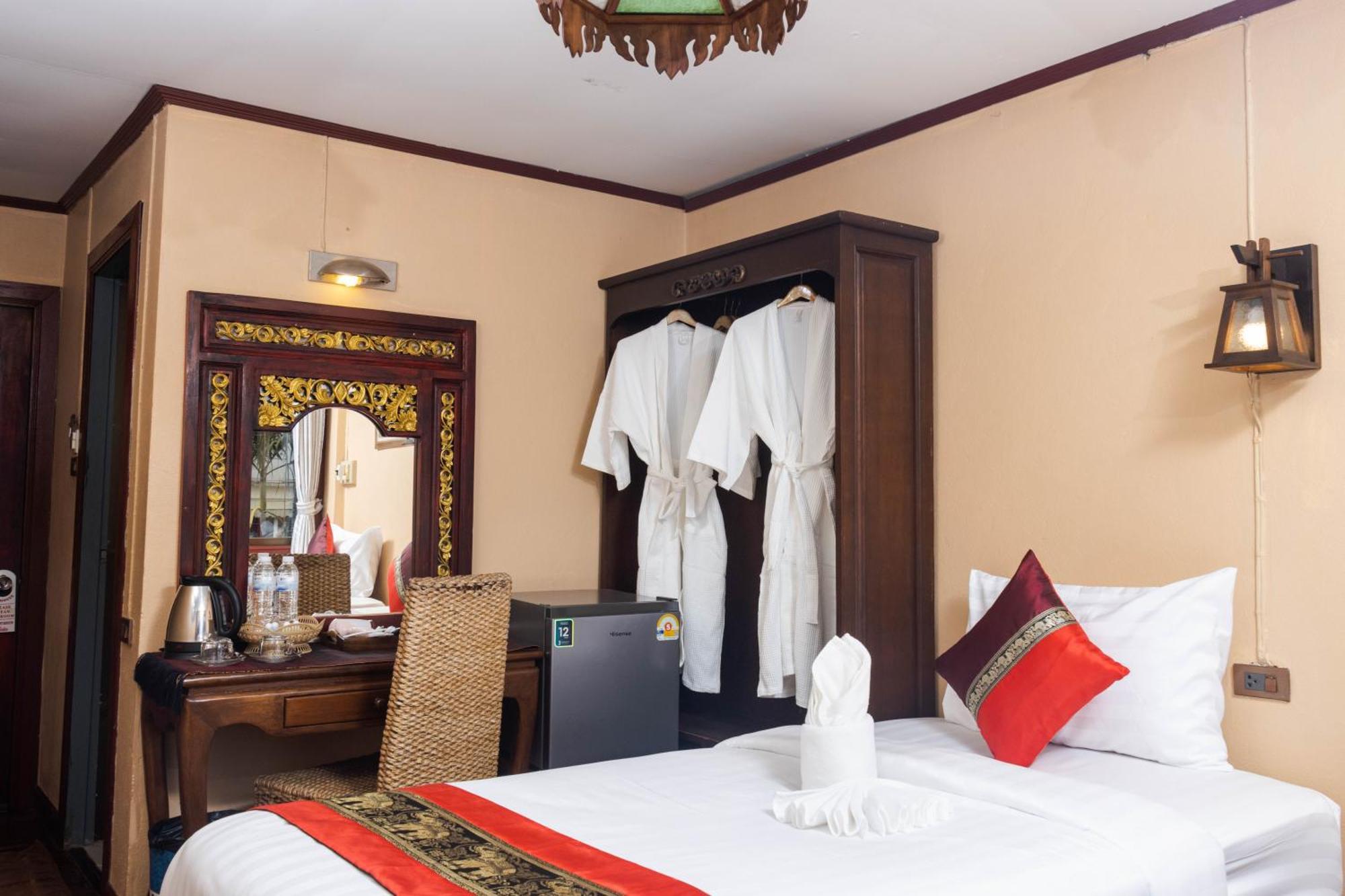 S.K. House 1 Hotel Chiang Mai Exterior photo