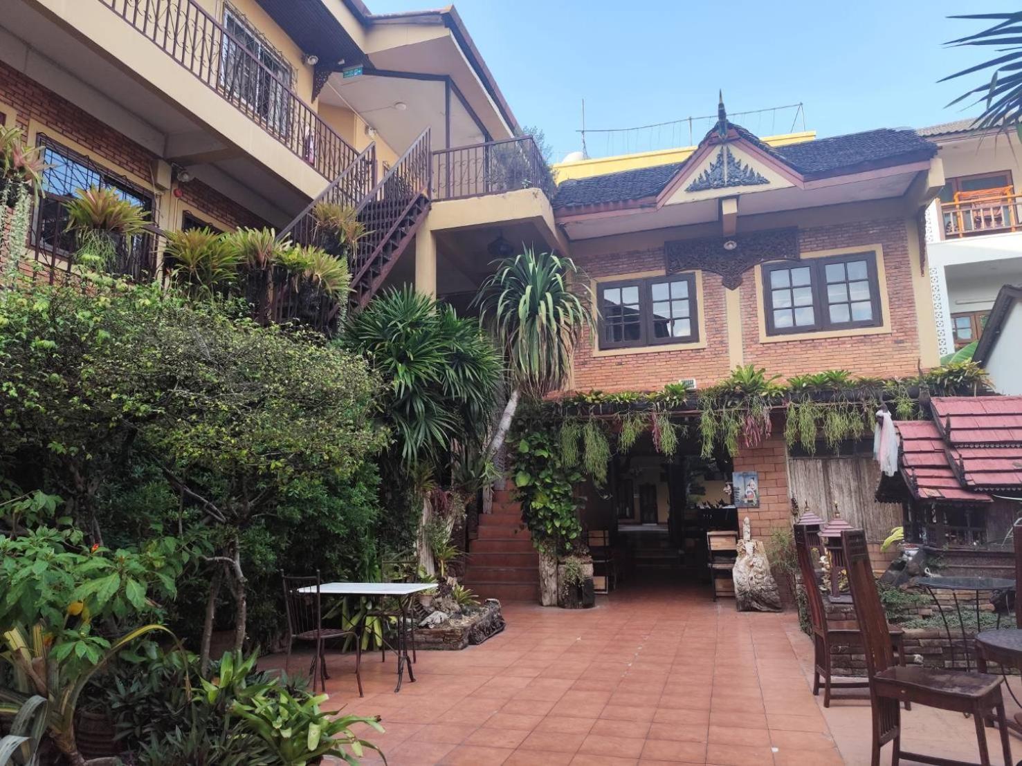 S.K. House 1 Hotel Chiang Mai Exterior photo
