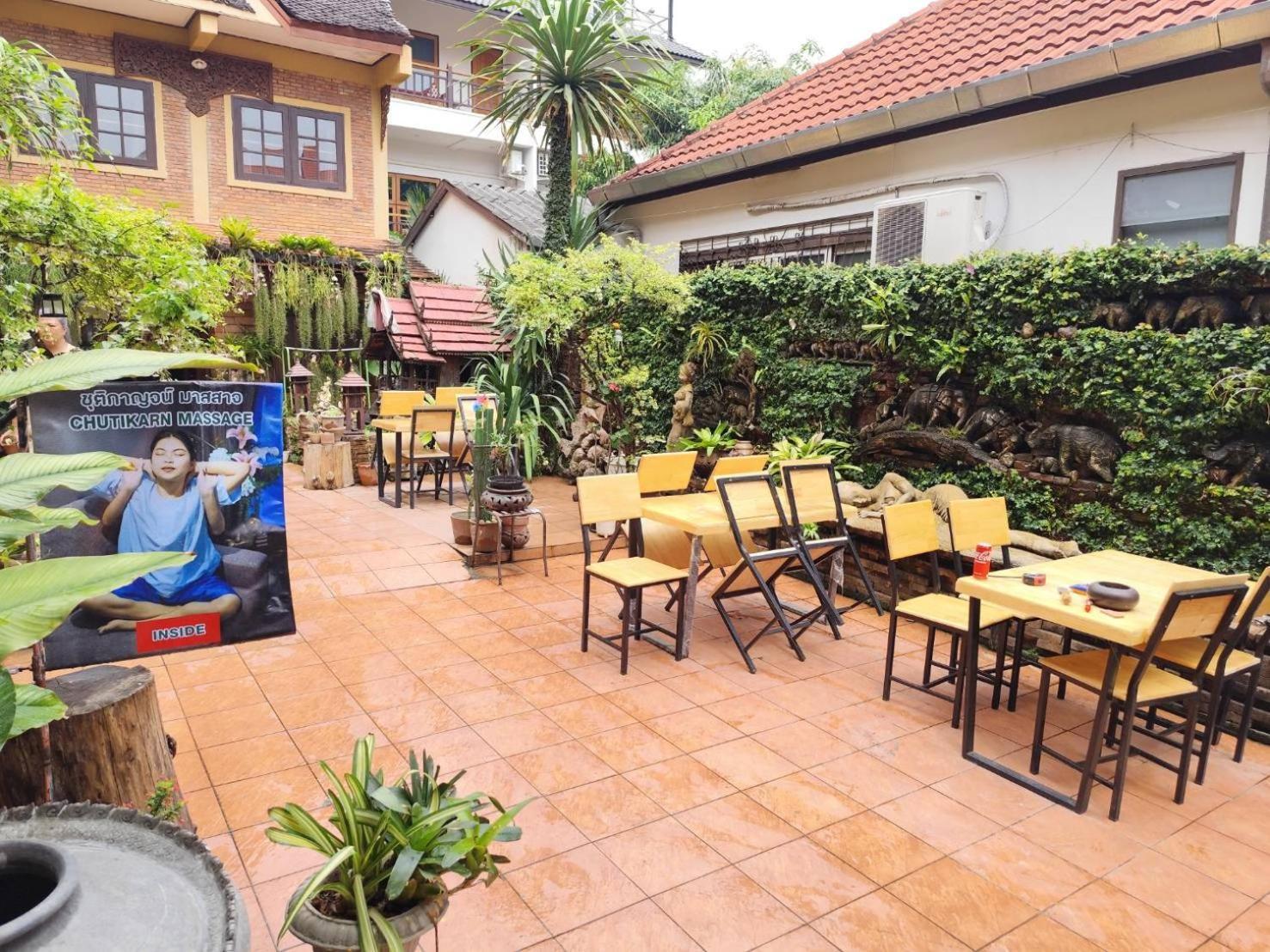 S.K. House 1 Hotel Chiang Mai Exterior photo