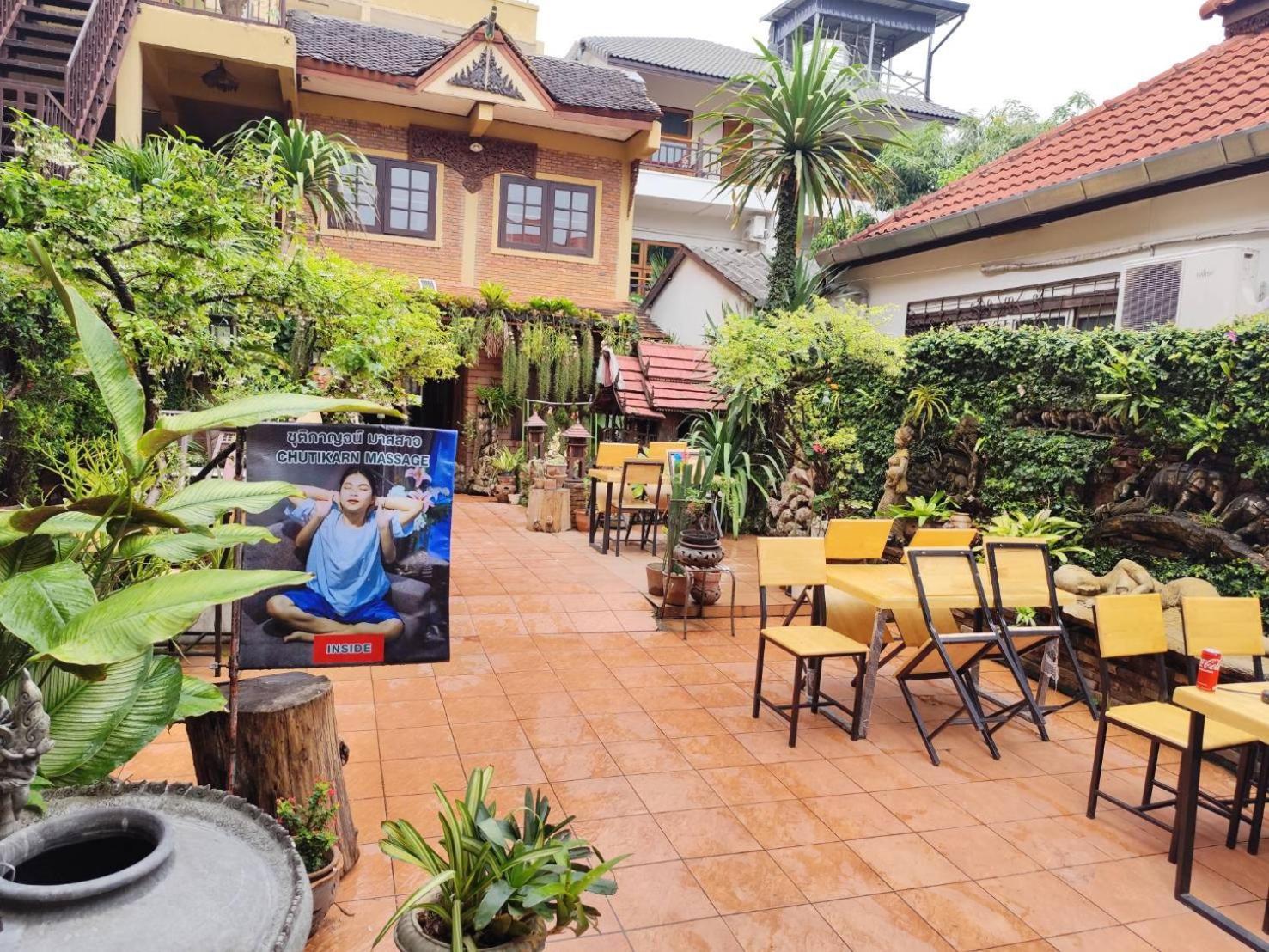 S.K. House 1 Hotel Chiang Mai Exterior photo