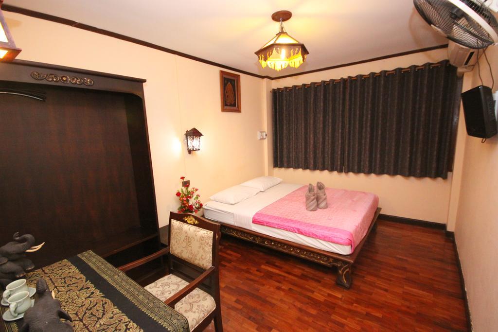 S.K. House 1 Hotel Chiang Mai Exterior photo
